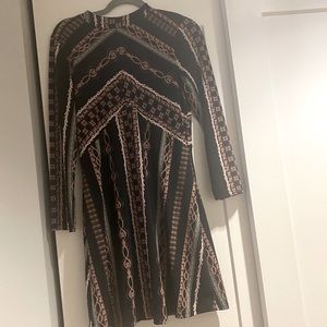 FREE PEOPLE BLACK PATTERN DRESS - Size 6